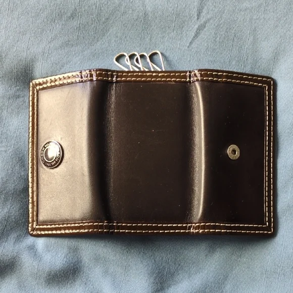 Coach Brown Leather Key & Card Holder with Embossed Logo - Picture 3 of 6